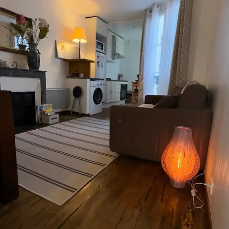 Appartement*gare De L'est-paris 10 Apartment